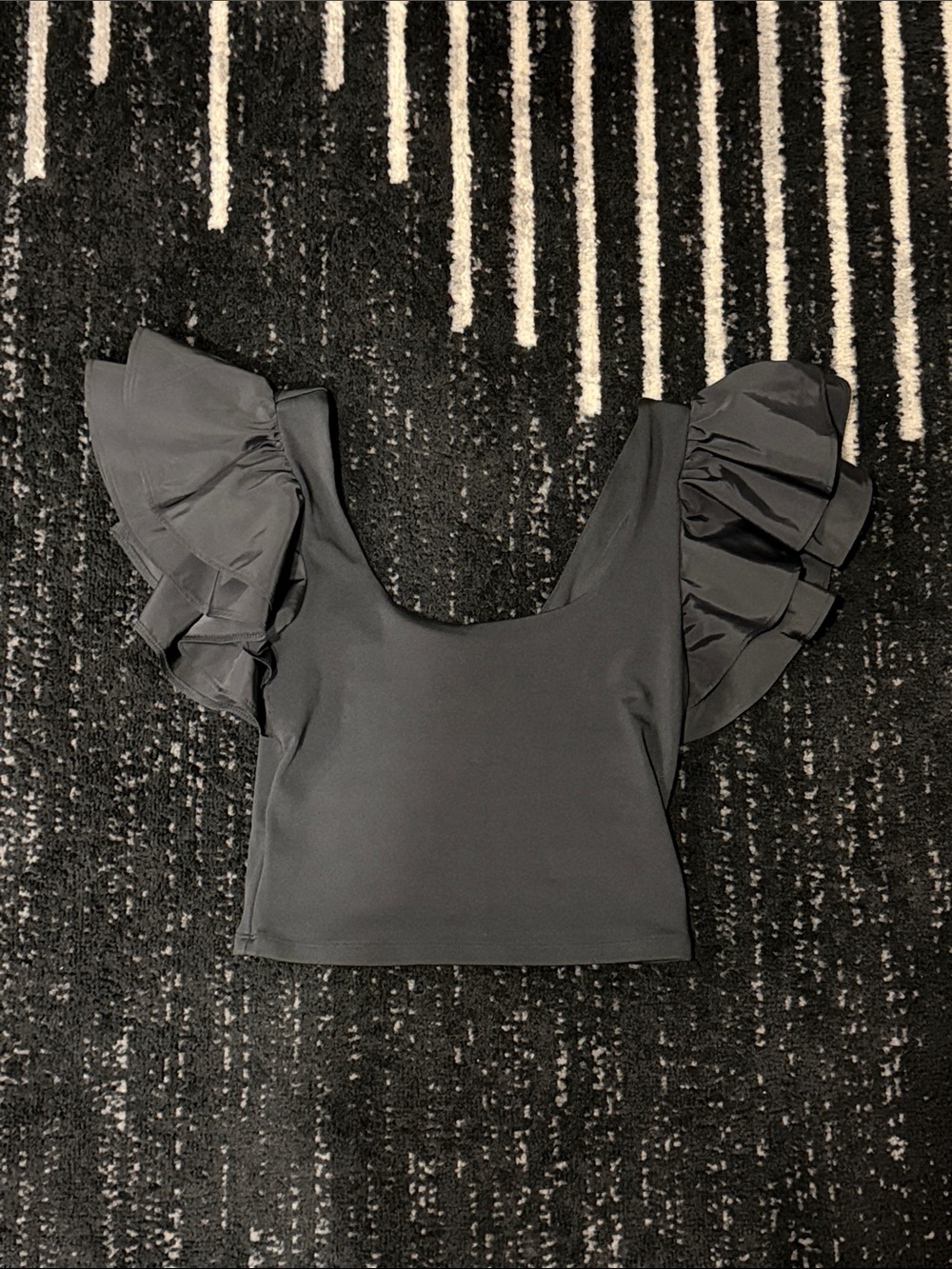 Express Body Contour Crop Top